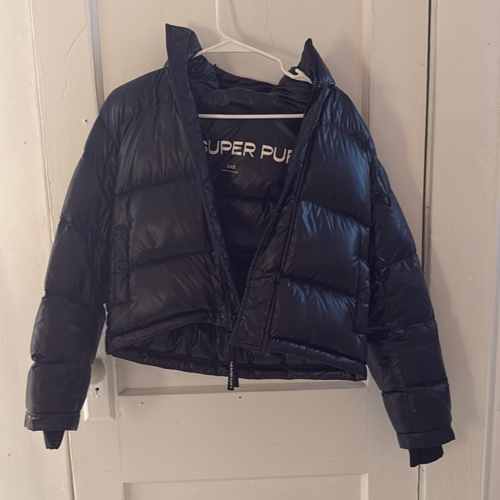 Aritzia SuperPuff “Shorty” High Gloss